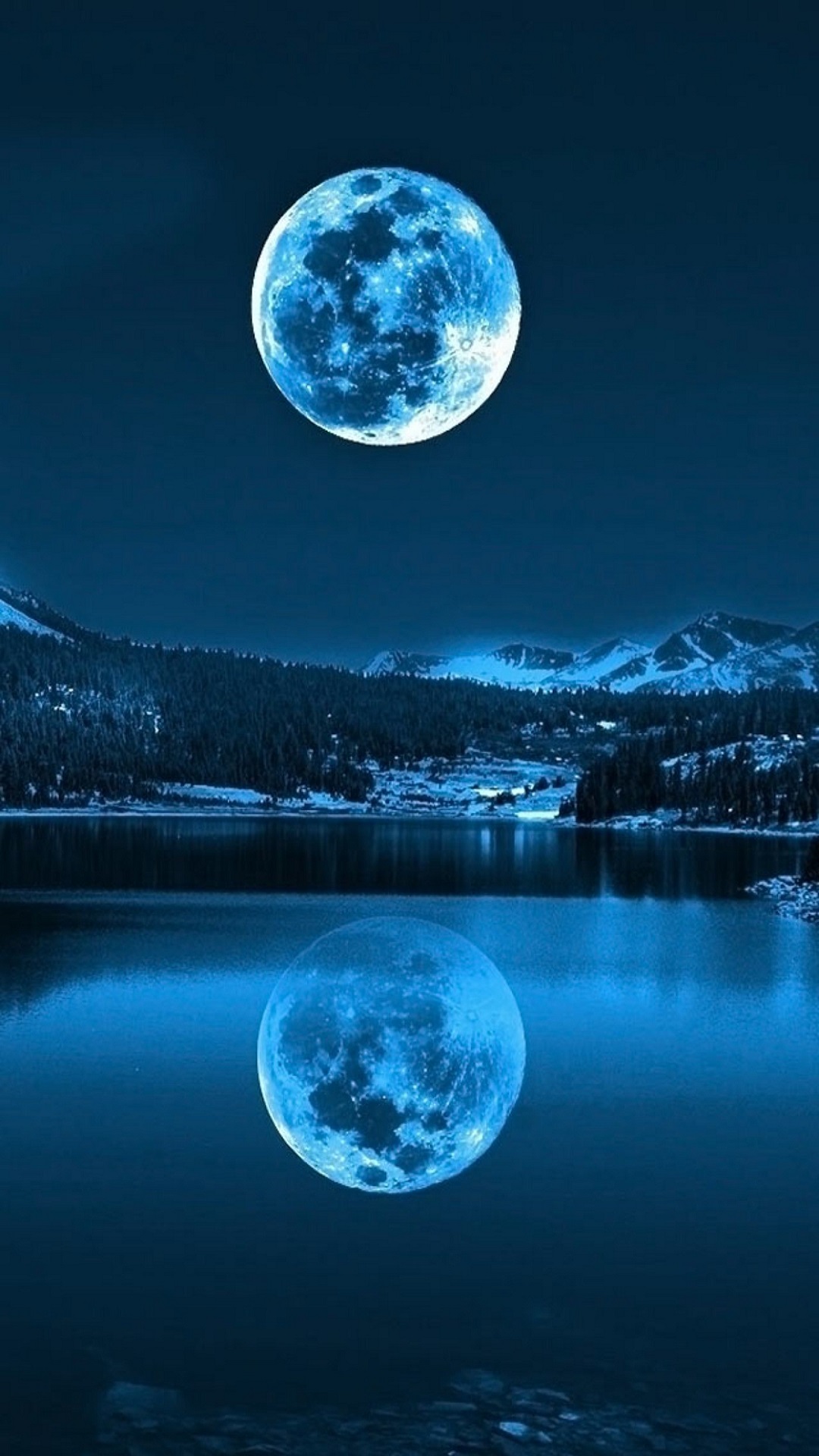 ماه آبی